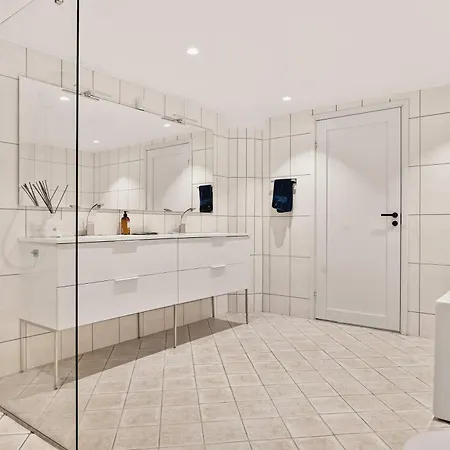 Dinbnb L 250m To Bryggen I Rooftop I Spacious Luxury Bergen